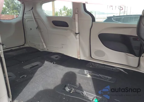 2023 Chrysler Pacifica Hybrid Touring L z USA, uszkodzony, nr VIN 2C4RC1L78PR509847